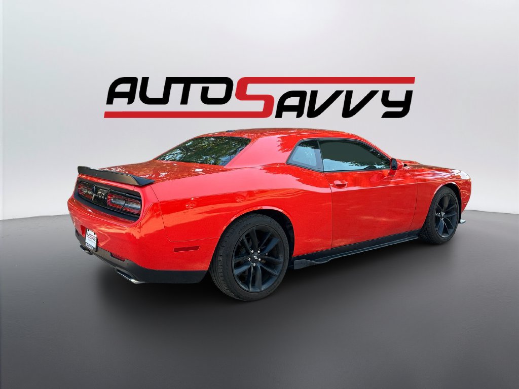 Used 2023 Dodge Challenger R/T RWD image 5