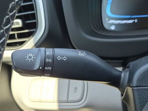 New 2026 Hyundai Venue SEL FWD image 26