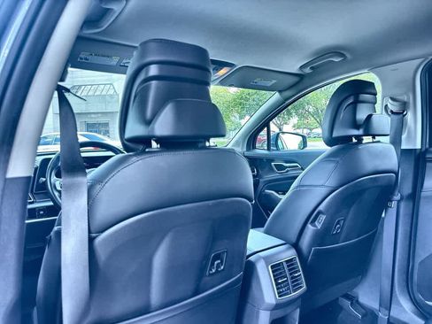 Certified 2024 Kia Sportage EX FWD image 23