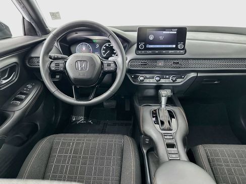 Certified 2025 Honda HR-V Sport image 22