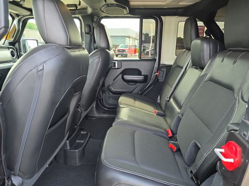 Used 2020 Jeep Wrangler Unlimited Sport AWD/4WD image 8