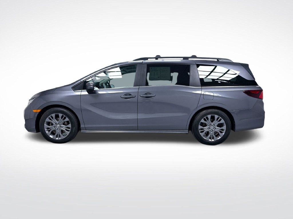 Used 2025 Honda Odyssey Touring image 12
