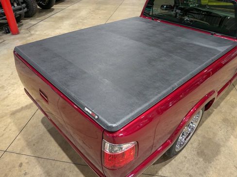 Used 2003 Chevrolet S10 Pickup LS w/ LS Preferred Equipment Group RWD image 20