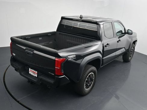 Used 2024 Toyota Tacoma TRD Off-Road AWD/4WD image 29