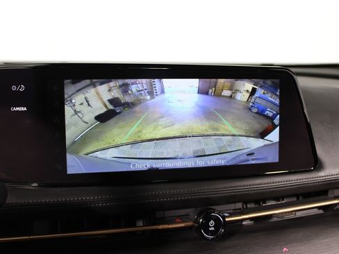Used 2024 Nissan Ariya FWD image 22