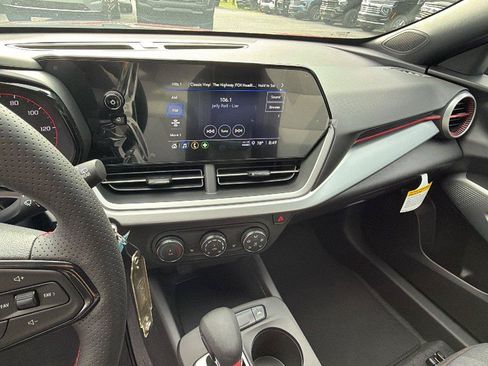 New 2026 Chevrolet Trax RS w/ Sunroof Package FWD image 6