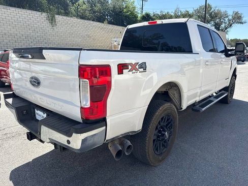 Used 2019 Ford F250 Lariat w/ Lariat Value Package AWD/4WD image 6