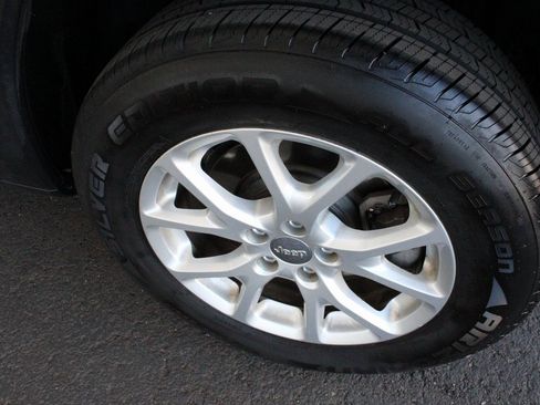 Used 2014 Jeep Cherokee Latitude image 57