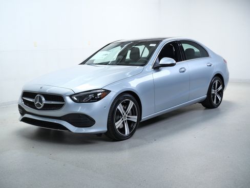 New 2026 Mercedes-Benz C 300 4MATIC Sedan image 4