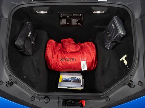 Used 2018 Ferrari 488 Spider image 22