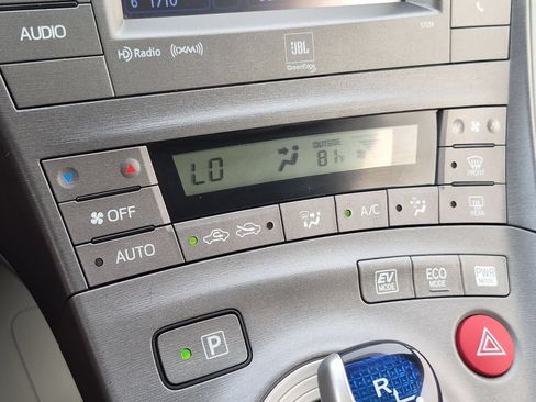 Used 2013 Toyota Prius Four FWD image 30
