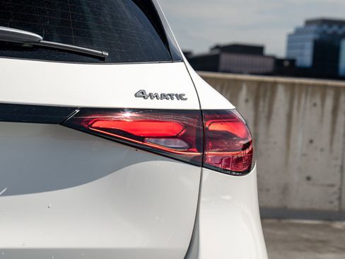 Certified 2026 Mercedes-Benz GLC 300 4MATIC image 10