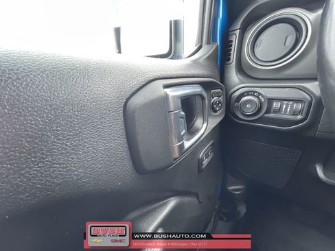 Used 2022 Jeep Wrangler Unlimited Sport image 18