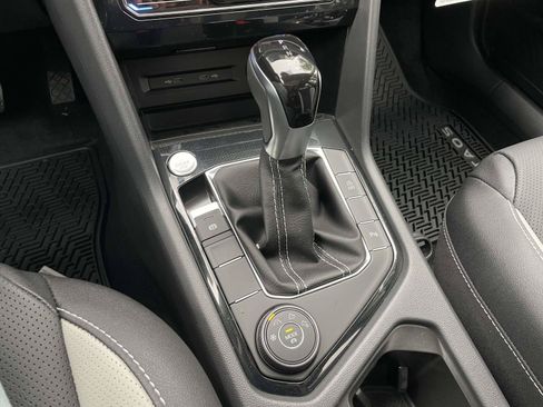New 2026 Volkswagen Taos SEL AWD/4WD image 30