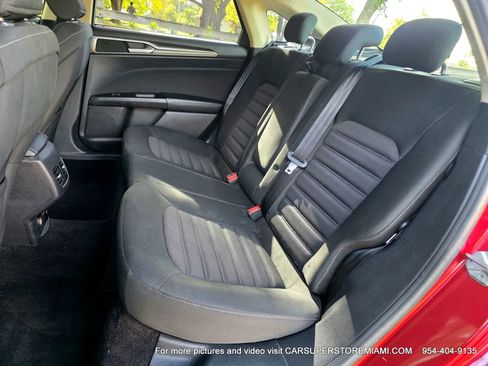 Used 2017 Ford Fusion SE image 22