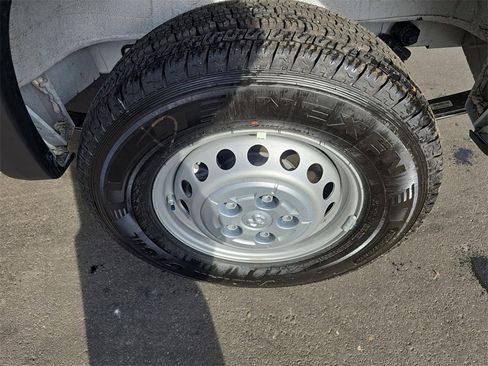 New 2025 RAM ProMaster 1500 w/ Convenience Group image 32