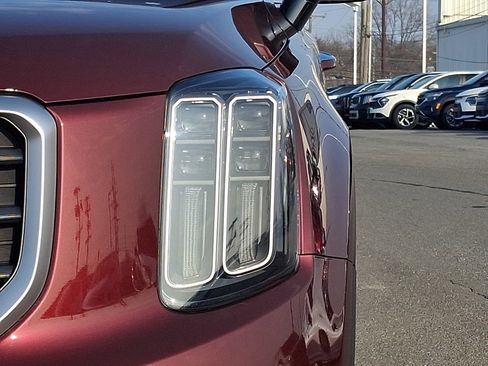 Used 2023 Kia Telluride SX image 9