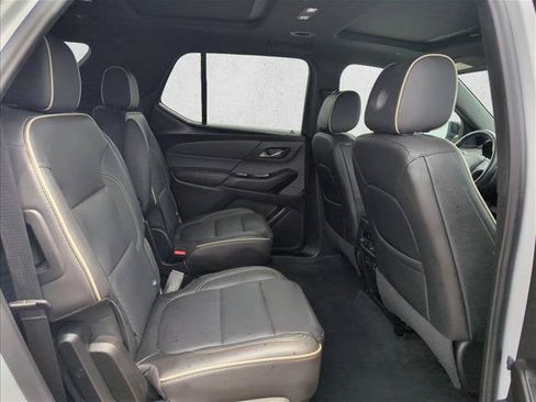 Used 2023 Chevrolet Traverse Premier w/ Redline Edition AWD/4WD image 18