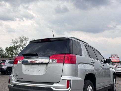Used 2017 GMC Terrain SLE w/ Convenience Package FWD image 4