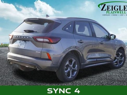 Used 2023 Ford Escape ST-Line image 3