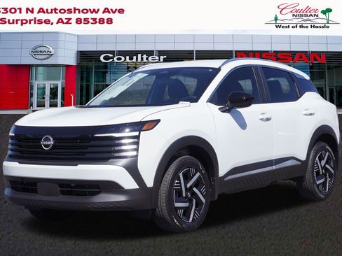 New 2026 Nissan Kicks SV image 1