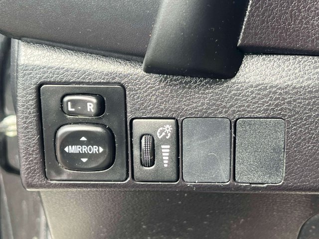 Used 2019 Toyota Corolla L FWD image 21