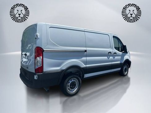 New 2026 Ford Transit 250 Low Roof RWD image 6