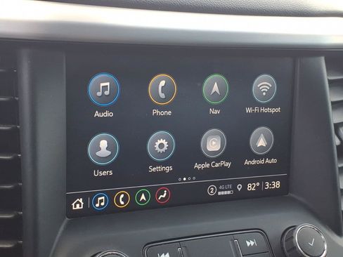 Used 2021 GMC Acadia SLT w/ Technology Package AWD/4WD image 23