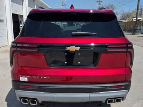 New 2026 Chevrolet Traverse LT w/ Sun and Wheel Package AWD/4WD image 5