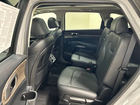 Certified 2022 Kia Sorento X-Line EX AWD/4WD image 27