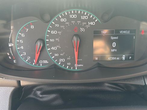 Used 2021 Chevrolet Trax LT w/ LT Convenience Package FWD image 23