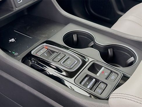 New 2025 Honda Pilot EX-L image 24