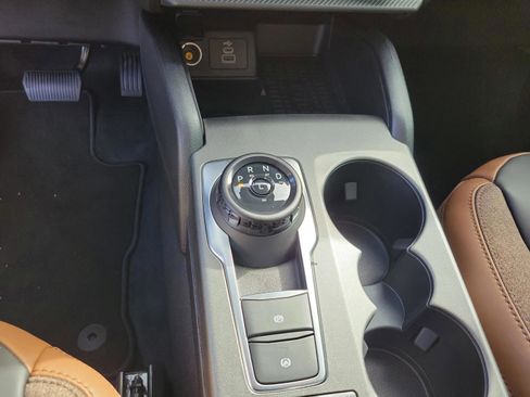 New 2025 Ford Bronco Sport Outer Banks w/ Outer Banks Tech Package+ image 16