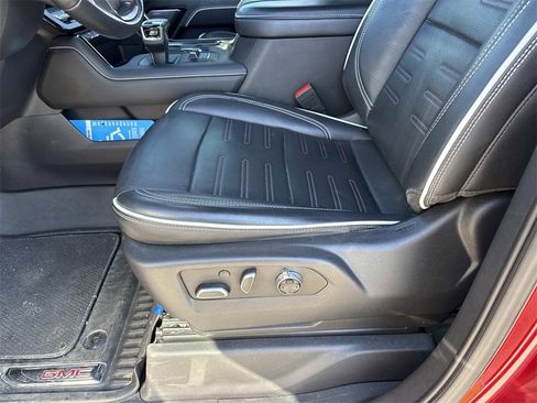 Used 2023 GMC Sierra 1500 AT4X image 10
