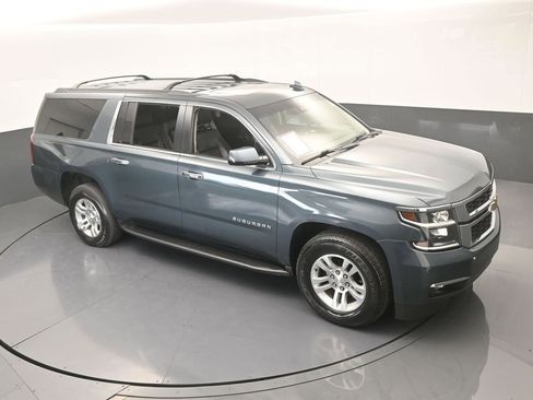 Used 2020 Chevrolet Suburban LT RWD image 66