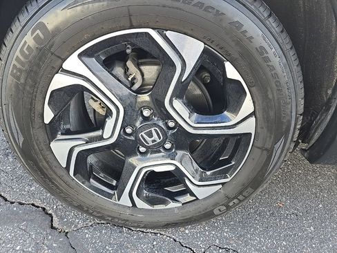 Used 2019 Honda CR-V Touring image 39