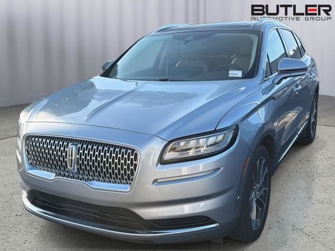 Used 2021 Lincoln Nautilus Reserve w/ Equipment Group 201A FWD image 3