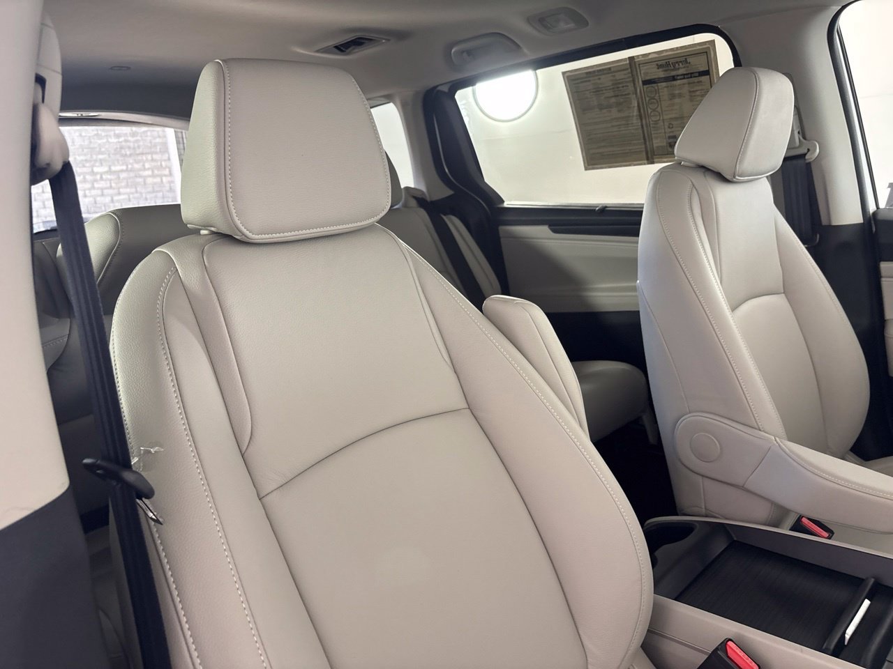 Used 2026 Honda Odyssey EX-L image 29