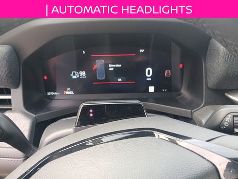 Used 2025 Ford Explorer Platinum RWD image 11