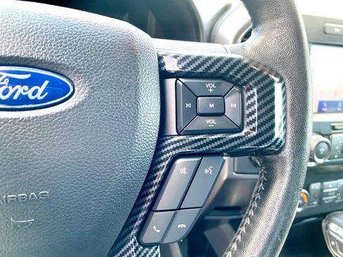 Used 2019 Ford F150 XLT w/ Equipment Group 302A Luxury AWD/4WD image 32