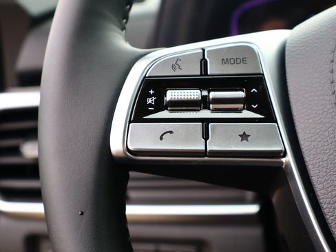 Used 2025 Kia Telluride S image 28