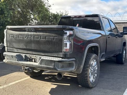 Used 2020 Chevrolet Silverado 2500 High Country w/ Z71 Off-Road Package AWD/4WD image 4