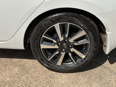 New 2025 Nissan Versa SV w/ Trunk Package image 8