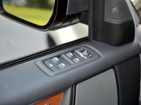 Used 2016 Land Rover LR4 HSE Silver Edition AWD/4WD image 58