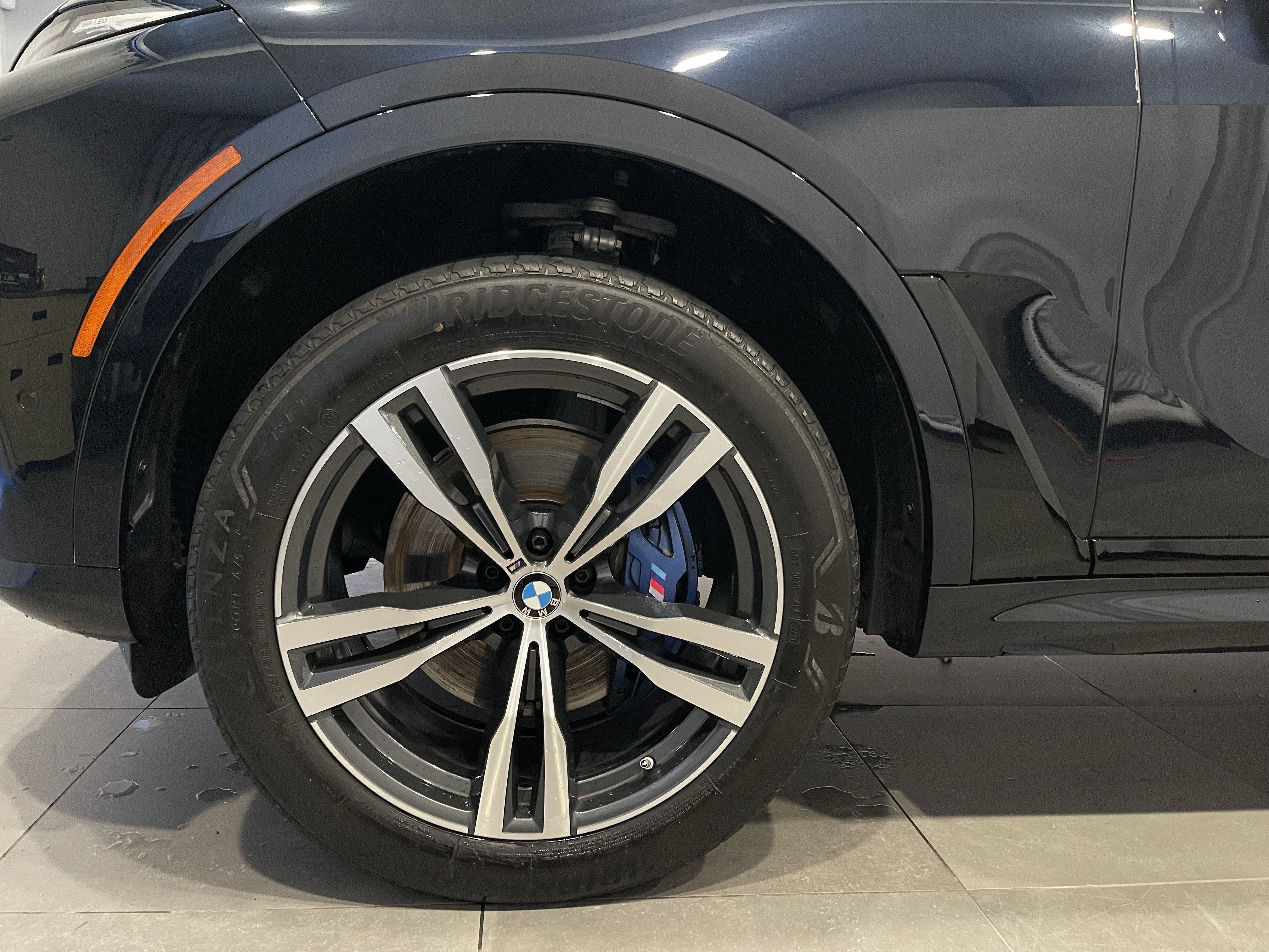Used 2025 BMW X7 xDrive40i w/ M Sport Package AWD/4WD image 7