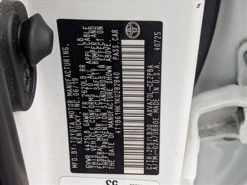 Used 2019 Toyota Camry XSE image 16