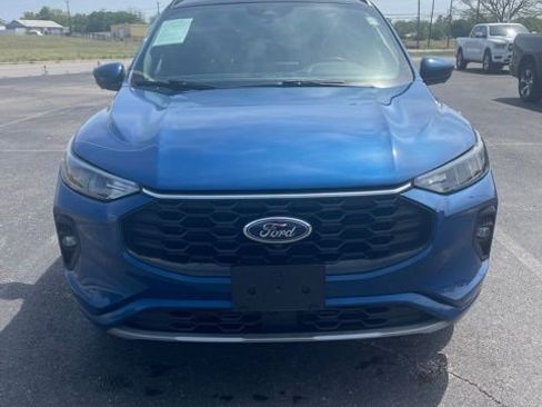 Used 2023 Ford Escape ST-Line Select w/ Tech Pack #2 image 3