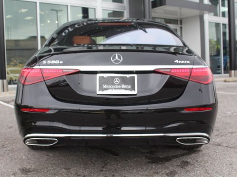 New 2026 Mercedes-Benz S 580e 4MATIC Sedan image 5