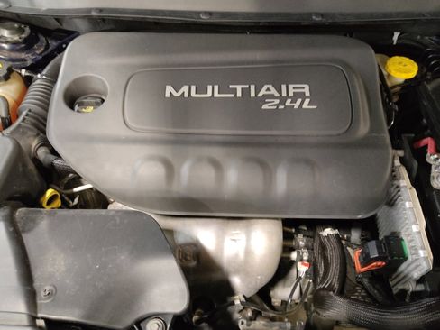 Used 2014 Jeep Cherokee Latitude AWD/4WD image 30