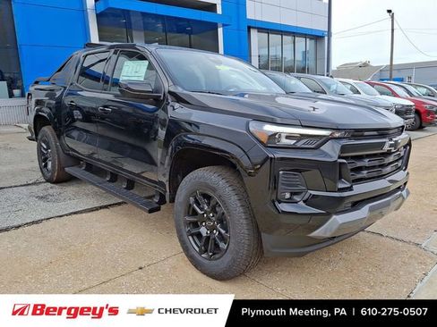 New 2025 Chevrolet Colorado Z71 w/ Midnight Edition image 2